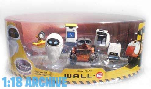 118_Action_Figure_Archive_Droid_of_the_Day_Reviews_Checklist_Guide_Pixar_Disney_Store_Wall-E_playset